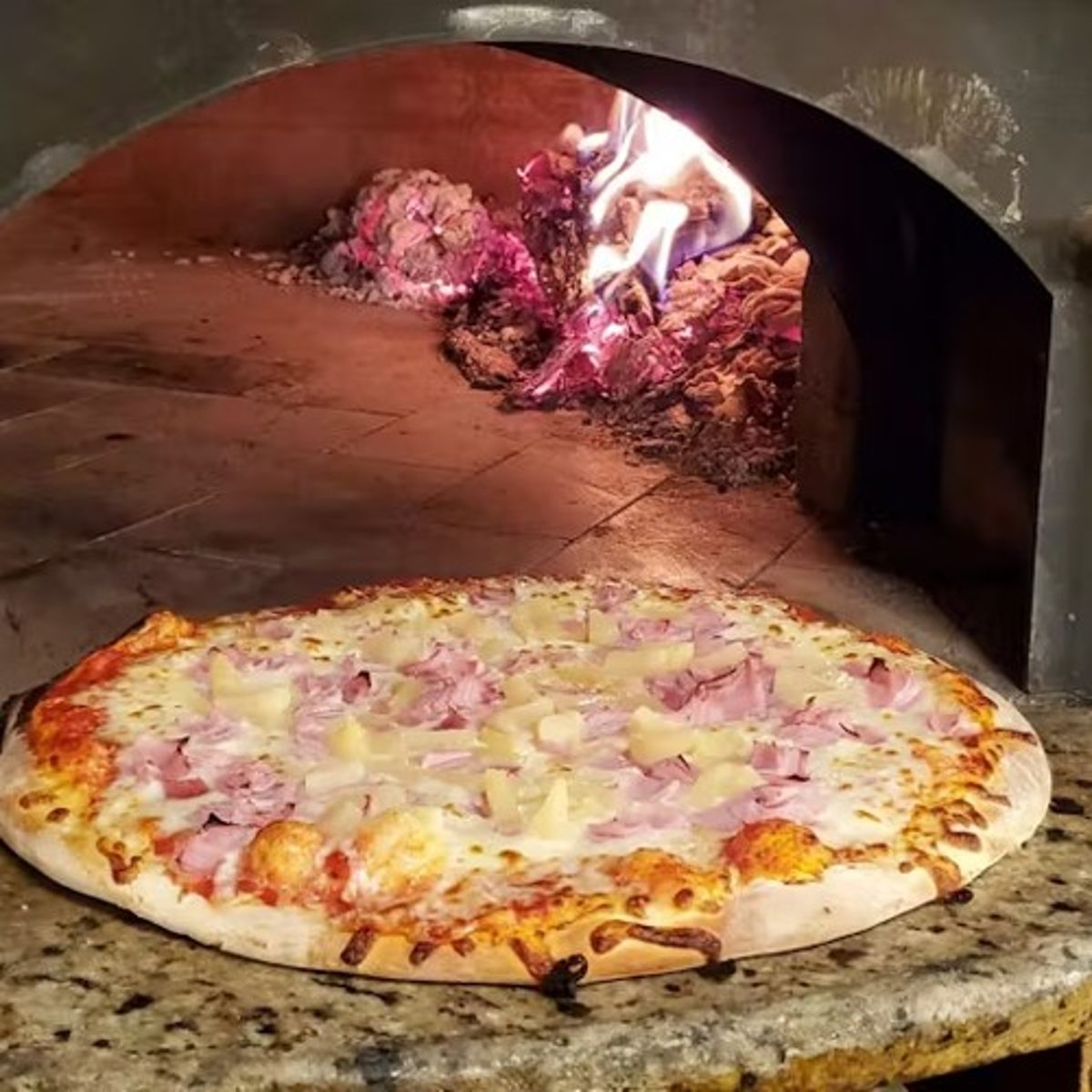 Hawaiian Pizza